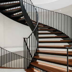 Tangga melingkar elegan di Medan by Jaya Intero Workshop Las